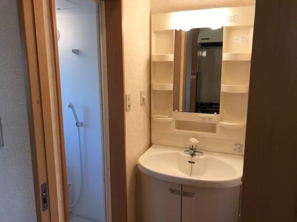 クレセントハイツTOKYUIIIの物件内観写真